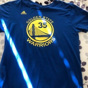 Selling this warriors t-shirt
